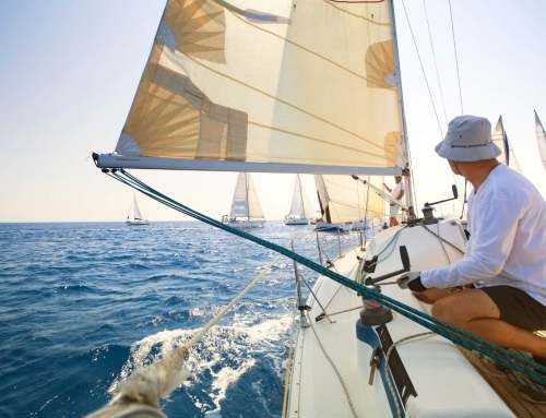 Doživite nepozaben team building, kjer se prepletajo jadranje, uganke in vrhunska hrana