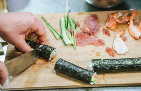 Kuharska delavnica priprave japonske hrane sushi